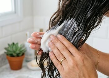 Adeus cabelo ressecado com a hidratação xodózinha que deixa os fios muito mais hidratados