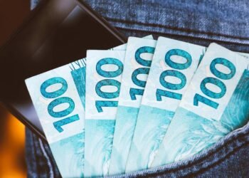 Justiça analisa caso de brasileiro que devolveu R$ 131 milhões e agora amarga perdas - Créditos: depositphotos.com / rafapress