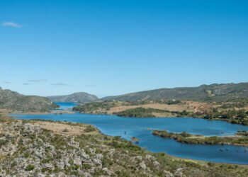 O vilarejo de 300 habitantes a 143 km de BH onde a vida segue o ritmo do século 19