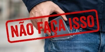 Os 4 lugares onde você nunca deveria deixar o celular, segundo especialistas em tecnologia