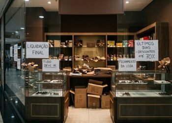 Após mais de 30 anos, uma das mais importantes chocolaterias do país encerra mais de 15 lojas