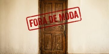 Adeus às portas tradicionais, as opções modernas que vão transformar sua casa