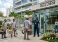 A partir de agora, os moradores que iniciam reformas barulhentas fora dos horários permitidos pelo condomínio precisam parar a obra ou podem ter a entrada de pedreiros bloqueada
