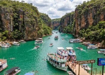 Os cânions de águas verde-esmeralda a 4 horas de BH que explodiram nas redes sociais e já recebem milhares de turistas por mês