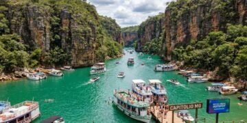 Os cânions de águas verde-esmeralda a 4 horas de BH que explodiram nas redes sociais e já recebem milhares de turistas por mês