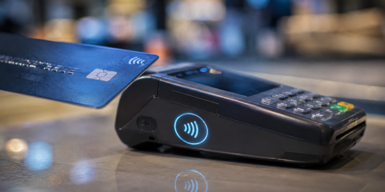 Segurança no NFC virou prioridade para bancos em 2026
