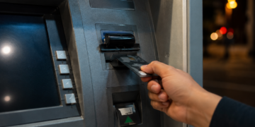 O caixa eletrônico pode estar copiando seus dados agora mesmo