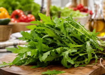 A folha que ajuda sua alimentação e ainda tem sabor marcante