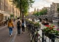 Holanda criou paisagens quase impossíveis ao transformar o mar em parte do próprio território