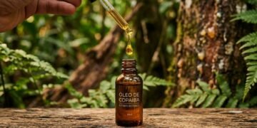 Óleo de copaíba tem compostos promissores, mas a evidência em humanos é limitada