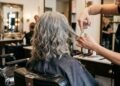 Cortes de cabelo que valorizam mulheres 40+ e deixam o visual mais leve e moderno