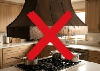 Adeus à coifa tradicional: o novo aparelho inteligente que elimina muito mais fumaça da cozinha