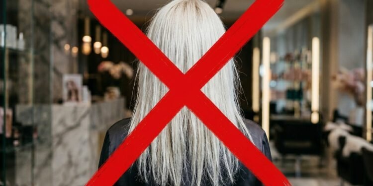 Adeus ao loiro platinado: os tons que estão substituindo o platinado nos salões de beleza
