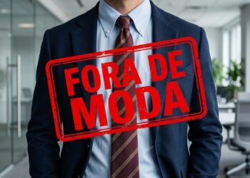 Adeus à gravata: esse é o novo símbolo de poder nos escritórios também usado por mulheres