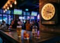 Governo anuncia novo horário para consumo de bebidas alcoólicas e medida gera debates