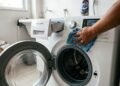 Por que é importante limpar sua máquina de lavar e como fazê-lo, segundo os fabricantes