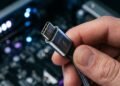 A partir de 2028, carregadores terão de adotar USB-C e mudança promete acabar com a confusão de cabos
