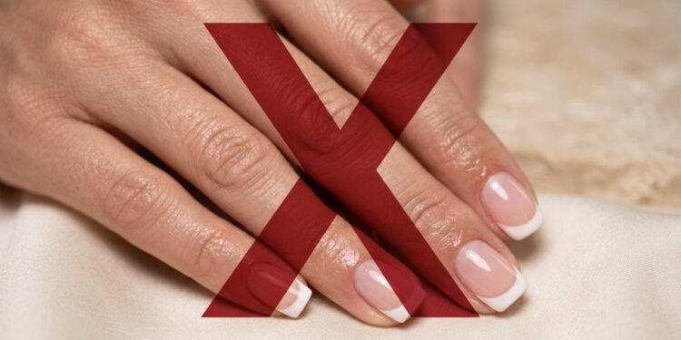 Nem francesinha nem nude: a tendência milky nails domina as unhas elegantes em 2026