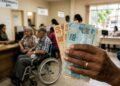 Governo paga salário mínimo de R$ 1.621 em 2026 para quem comprova renda familiar por pessoa de até R$ 405,25