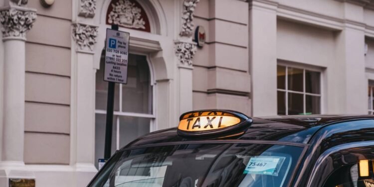 A cidade onde os taxistas estudam anos para decorar 25 mil ruas antes de poder dirigir o táxi