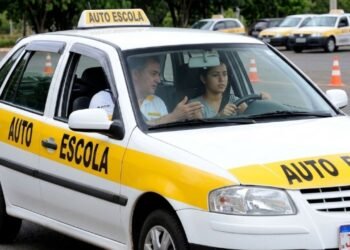 Motoristas com CNH categoria B serão afetados por mudanças nas regras de trânsito