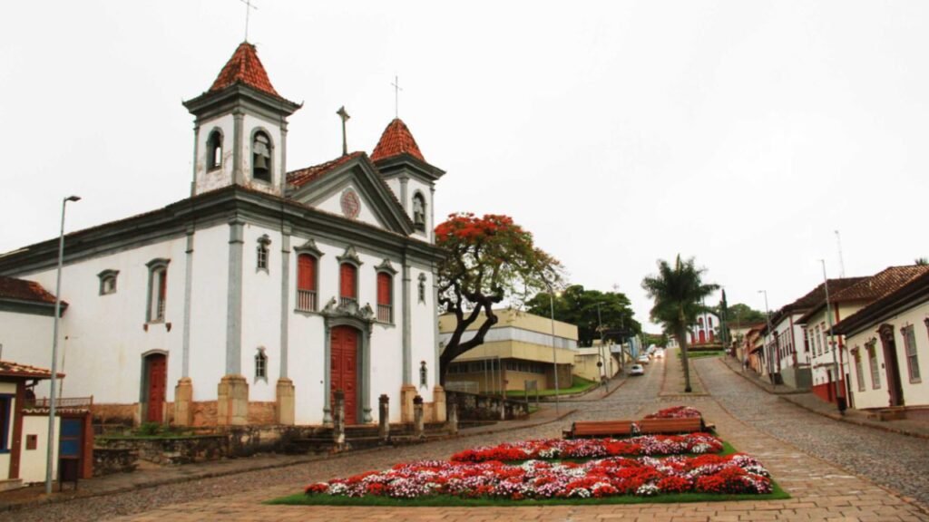 A cidade histórica de Minas que surpreende com fé, cultura e sabores marcantes