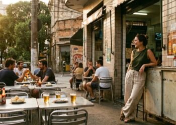 A capital onde o mineiro vai ao bar jogar conversa fora e o pão de queijo é levado tão a sério quanto a arquitetura e qualidade de vida