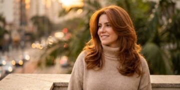 Cortes de cabelo em camadas dominam as tendências de estilo em 2026
