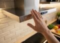Inovação na cozinha substitui exaustor comum com maior poder de sucção