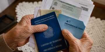 Tem 60 anos ou mais? Conheça os 11 benefícios, descontos, isenções de impostos e prioridades que você tem direito em 2026