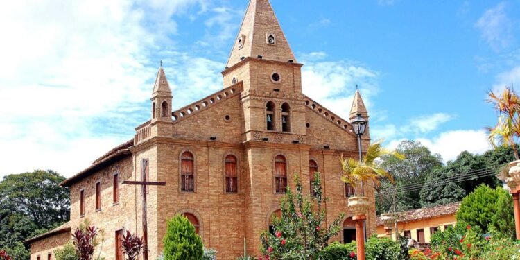 Esta cidade mineira tem o maior presépio permanente a céu aberto do mundo e produz vinhos no cerrado