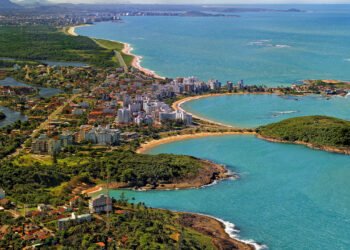 50 praias, 766 espécies marinhas e a única areia radioativa do litoral brasileiro: a Cidade Saúde do Espírito Santo é a Capital Nacional da Biodiversidade Marinha