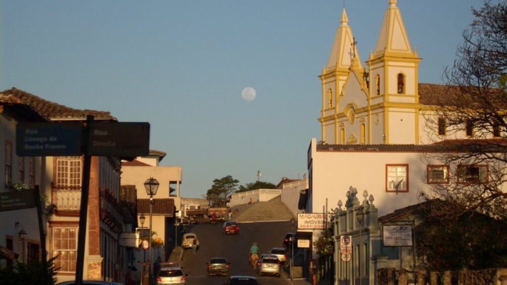 A cidade mineira a 25 km de BH onde nasceu uma palavra que entrou para a política do Brasil em 1842