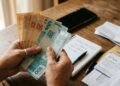 Milhões de trabalhadores receberam parte dos R$ 8,2 bilhões liberados do FGTS e muitos ainda não conferiram