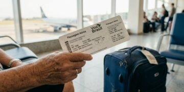 Quem é aposentado pelo INSS pode voar pelo país com passagem de até R$ 200