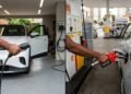Carro elétrico ou combustão? O que olhar para escolher o carro ideal para o seu perfil