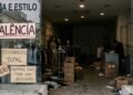 Após mais de 60 anos de história, tradicional loja de roupas fecha as portas e 140 funcionários são desligados