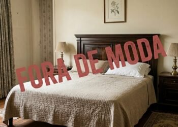 Adeus à cabeceira tradicional, essa é a tendência que transforma o ambiente do quarto