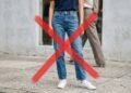 A peça elegante que está aposentando o jeans azul dos guarda-roupas mais modernos