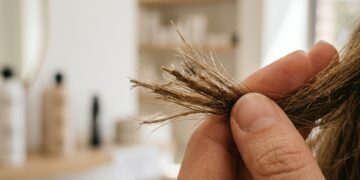 O que fazer para reduzir a quebra dos fios e fortalecer o cabelo