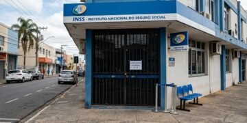 INSS confirma que agências fecharão mais cedo nesta segunda e orienta segurados a se programarem