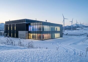 O Japão inaugura seu primeiro data center 100% livre de emissões, alimentado por energia da neve, do vento e solar