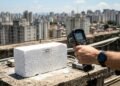 Pesquisadores chineses desenvolveram um novo tipo de cimento que reflete a luz solar e emite calor, em vez de absorvê-lo