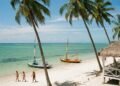 Tem pouco mais de 8 mil moradores e uma praia entre as mais bonitas do país: o vilarejo nordestina a 100 km de Maceió