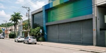 Supermercados deixam de abrir aos domingos e redes como Carrefour, Atacadão, Assaí e BH reorganizam funcionários