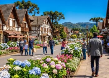 Um pedaço da Europa no Brasil: a cidade de arquitetura alpina que sedia o Natal mais procurado do país há 40 anos