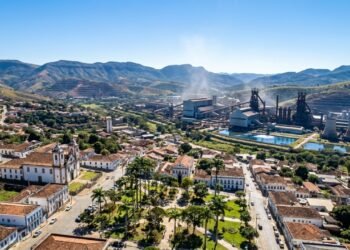 Mais de 10% do aço do Brasil nasce aqui: a cidade mineira de 39 mil habitantes que abriga a maior usina da Gerdau no mundo