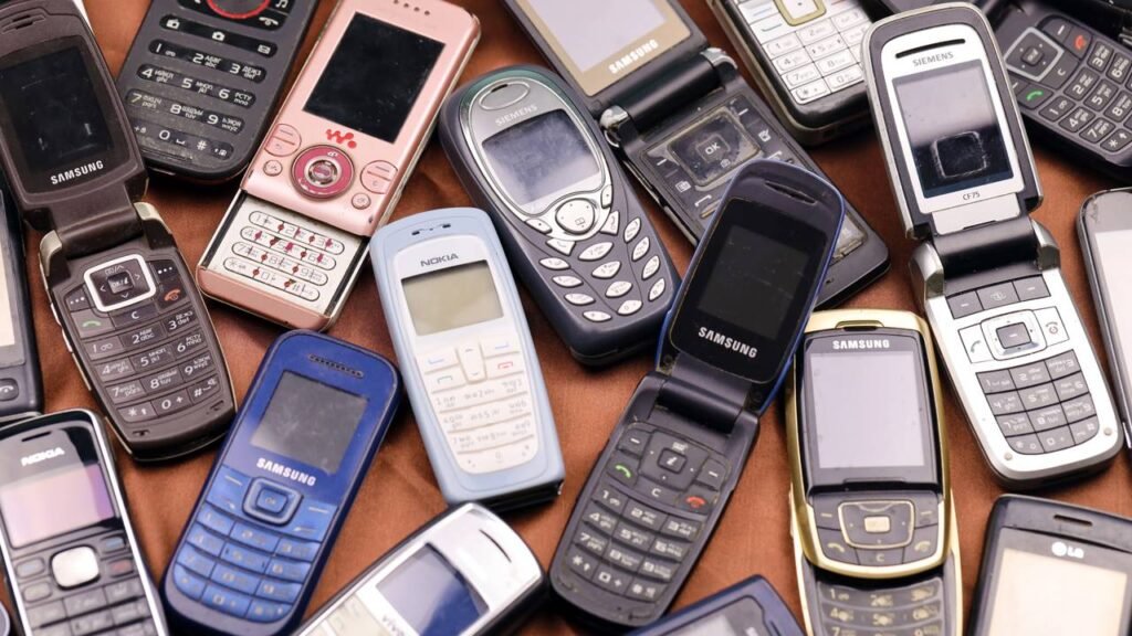 celular dobrável antigo