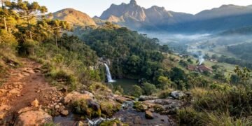 A Casa do Papagaio na Serra da Mantiqueira esconde mais de 80 cachoeiras e um pico de 2.105 metros