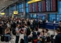 Caos nos aeroportos afeta milhares de passageiros